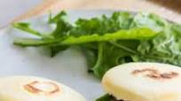 French-Style Arepas with Chicken & Strawberry Onion Jam French-Style Arepas with Chicken & Strawberry Onion Jam