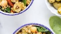One-Pot Mediterranean Quinoa with Spinach + Chickpeas One-Pot Mediterranean Quinoa with Spinach + Chickpeas