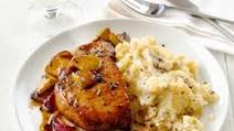 Pork Chops With Apples and Garlic Smashed Potatoes Pork Chops With Apples and Garlic Smashed Potatoes