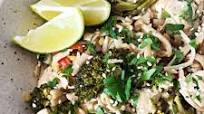 Low FODMAP Chicken Pad Thai Low FODMAP Chicken Pad Thai