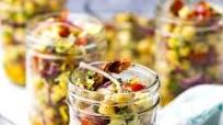 Mediterranean Chickpea Salad Jars {Vegan} Mediterranean Chickpea Salad Jars {Vegan}
