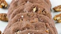 Salted Caramel Pecan Chocolate Chip Cookies Salted Caramel Pecan Chocolate Chip Cookies
