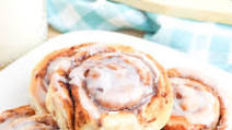 Air Fryer Cinnamon Rolls Air Fryer Cinnamon Rolls