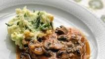 Pork Chops in Garlic Mushroom Sauce Pork Chops in Garlic Mushroom Sauce