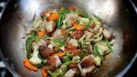 Crispy Pork Belly and Vegetables Stir Fry Crispy Pork Belly and Vegetables Stir Fry