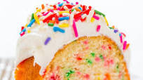 Homemade Funfetti Bundt Cake Homemade Funfetti Bundt Cake