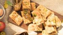 Overnight Green Olive, Shallot and Thyme Focaccia Bread Overnight Green Olive, Shallot and Thyme Focaccia Bread