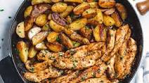 Garlic Butter Chicken and Potatoes Skillet Garlic Butter Chicken and Potatoes Skillet