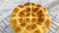 Hot cross buns / roti sobek silang Hot cross buns / roti sobek silang