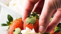 Strawberries and Mascarpone Whipped Cream Strawberries and Mascarpone Whipped Cream