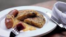St.Galler Schüblig mit Knoblauch-Kräuter-Rösti St.Galler Schüblig mit Knoblauch-Kräuter-Rösti