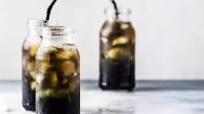 Activated-charcoal limeade Activated-charcoal limeade