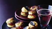 Indian-flavoured scones with onion chutney Indian-flavoured scones with onion chutney
