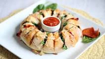 Cheesy Pizza Party Ring Cheesy Pizza Party Ring