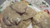 Deer Steaks and Gravy (Venison) Deer Steaks and Gravy (Venison)