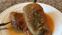 Chiles rellenos en salsa de tomate Chiles rellenos en salsa de tomate