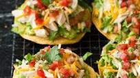 Tostadas {with Chicken Guacamole and Beans} Tostadas {with Chicken Guacamole and Beans}