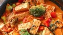 Thai Red Curry Tofu (Vegan) Thai Red Curry Tofu (Vegan)
