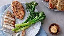 Crispy Oven-Fried Paleo Pork Chops Crispy Oven-Fried Paleo Pork Chops
