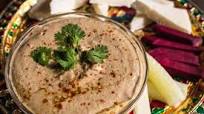 Black Bean Hummus: the tasty recipe for a vegan-friendly dipping sauce without tahini Black Bean Hummus: the tasty recipe for a vegan-friendly dipping sauce without tahini