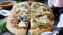 White Pizza with Bacon, Artichokes and Balsamic Drizzle White Pizza with Bacon, Artichokes and Balsamic Drizzle