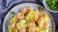 Shrimp and Egg Stir-Fry (滑蛋虾仁) Shrimp and Egg Stir-Fry (滑蛋虾仁)