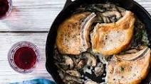 Pork Chops with Creamy Mushroom Sauce Pork Chops with Creamy Mushroom Sauce