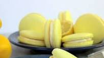 Lemon Macarons Lemon Macarons