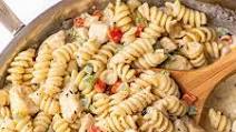 Easy Creamy Chicken Pasta With Bell Peppers Easy Creamy Chicken Pasta With Bell Peppers