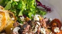 Easy Slow Cooked Greek Lamb (Lamb Kleftiko) Easy Slow Cooked Greek Lamb (Lamb Kleftiko)