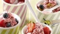 Instant Strawberry Frozen Yoghurt Instant Strawberry Frozen Yoghurt