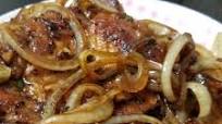 Chinese Style Onion Pork Chop with sweet soya sauce甜豉油洋蔥豬扒 Chinese Style Onion Pork Chop with sweet soya sauce甜豉油洋蔥豬扒