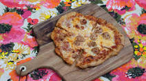 Pizza with Hot Italian Sausage Pizza with Hot Italian Sausage