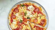 Whole-Grain Salami and Mozzarella Pizza Whole-Grain Salami and Mozzarella Pizza