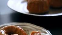 Bourbon Bundt Cakes with Brown Sugar Glaze Bourbon Bundt Cakes with Brown Sugar Glaze