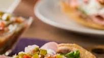 Tostadas de Jamón con Pico de Gallo Tostadas de Jamón con Pico de Gallo