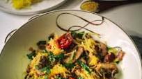 Spaghetti Squash with Mushrooms and Cherry Tomatoes Spaghetti Squash with Mushrooms and Cherry Tomatoes