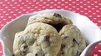Cakey Chocolate Chip Cookies Cakey Chocolate Chip Cookies