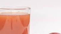 Summertime Refreshment: An Easy Plum Juice Recipe Summertime Refreshment: An Easy Plum Juice Recipe