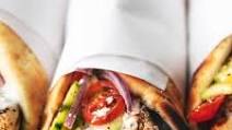 Easy Chicken Gyros & Tzatziki Sauce Easy Chicken Gyros & Tzatziki Sauce