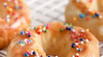 Air Fryer Vanilla Glazed Donuts Air Fryer Vanilla Glazed Donuts