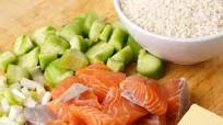 Pan-Seared Salmon in Rice Wraps Pan-Seared Salmon in Rice Wraps