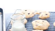 Soft Allergy-friendly Chocolate Chip Cookies (Gluten, dairy, egg, & nut free) Soft Allergy-friendly Chocolate Chip Cookies (Gluten, dairy, egg, & nut free)