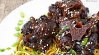 Slow Cooker Korean Oxtails & Zoodles (Paleo) Slow Cooker Korean Oxtails & Zoodles (Paleo)