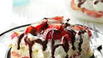 White Chocolate-Strawberry Tiramisu White Chocolate-Strawberry Tiramisu