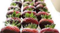 Lusty Chocolate Dipped Strawberries Lusty Chocolate Dipped Strawberries