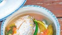 Sinigang na Isda sa Kamias (Fish Sinigang) Sinigang na Isda sa Kamias (Fish Sinigang)