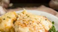 Low-Carb One Skillet Creamy Garlic Parmesan Chicken Low-Carb One Skillet Creamy Garlic Parmesan Chicken