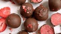 Chocolate Covered Strawberry Truffles (Paleo) Chocolate Covered Strawberry Truffles (Paleo)