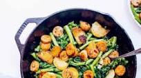 Chicken Sausage & Broccoli Rabe Skillet Chicken Sausage & Broccoli Rabe Skillet